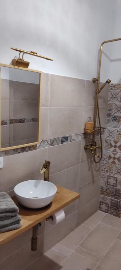 Azafran Jerez Estudio ヘレス エクステリア 写真
