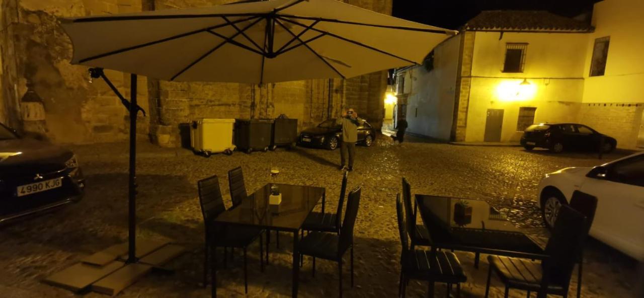 Azafran Jerez Estudio ヘレス エクステリア 写真