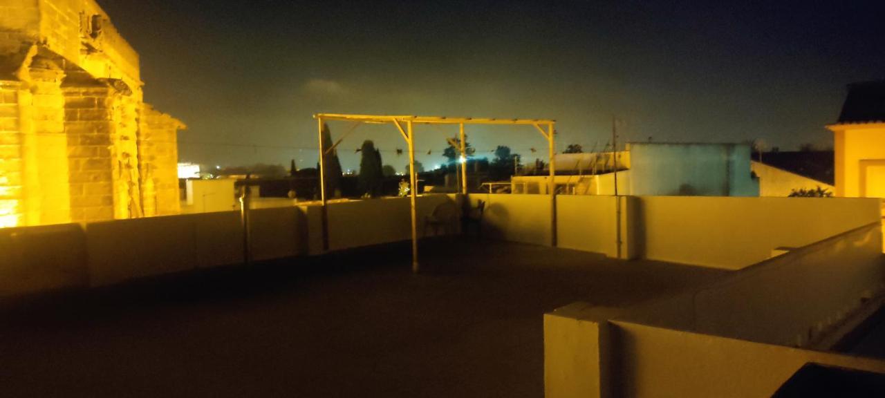 Azafran Jerez Estudio ヘレス エクステリア 写真